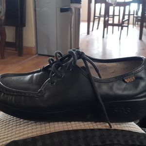 Black SAS shoes high top with shoelaces